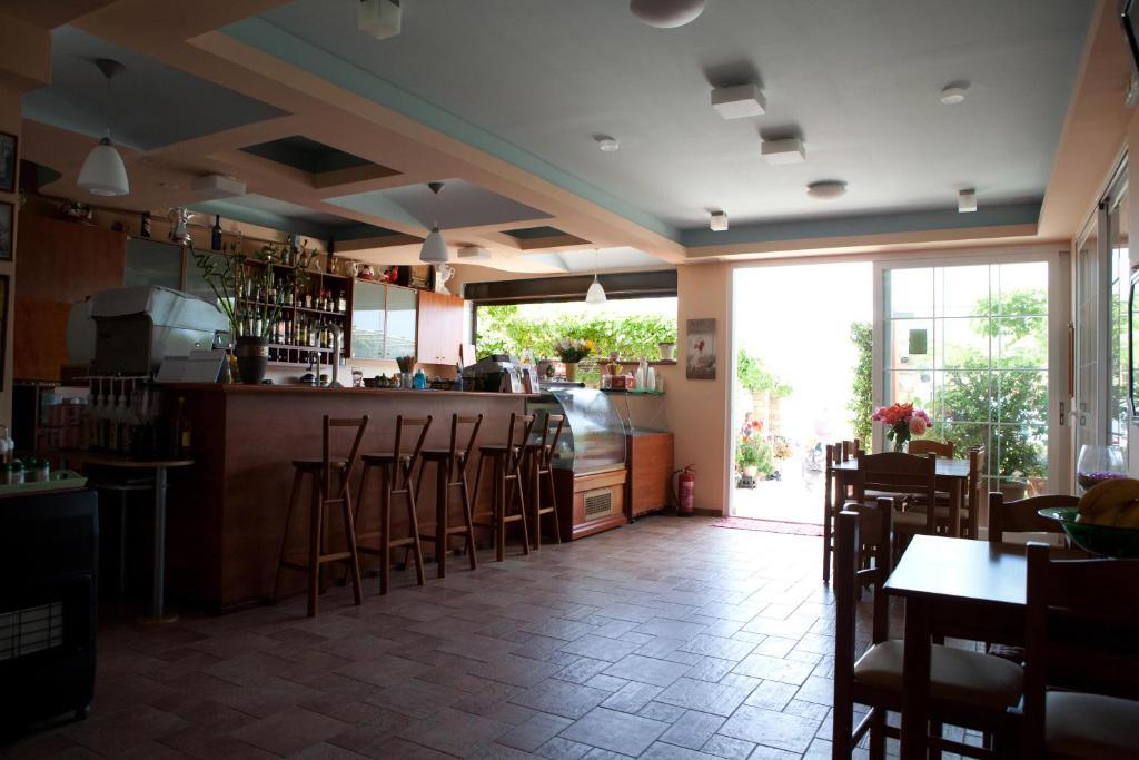 阿齐欧斯·贡多斯 丹帝迪斯海边旅馆酒店 外观 照片